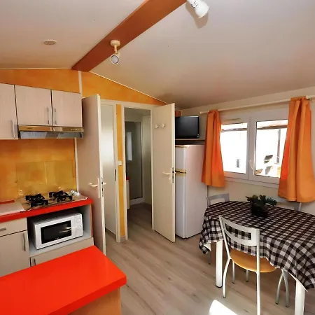 Casa Con Piscina Privada Solo Familias Y Pareja *